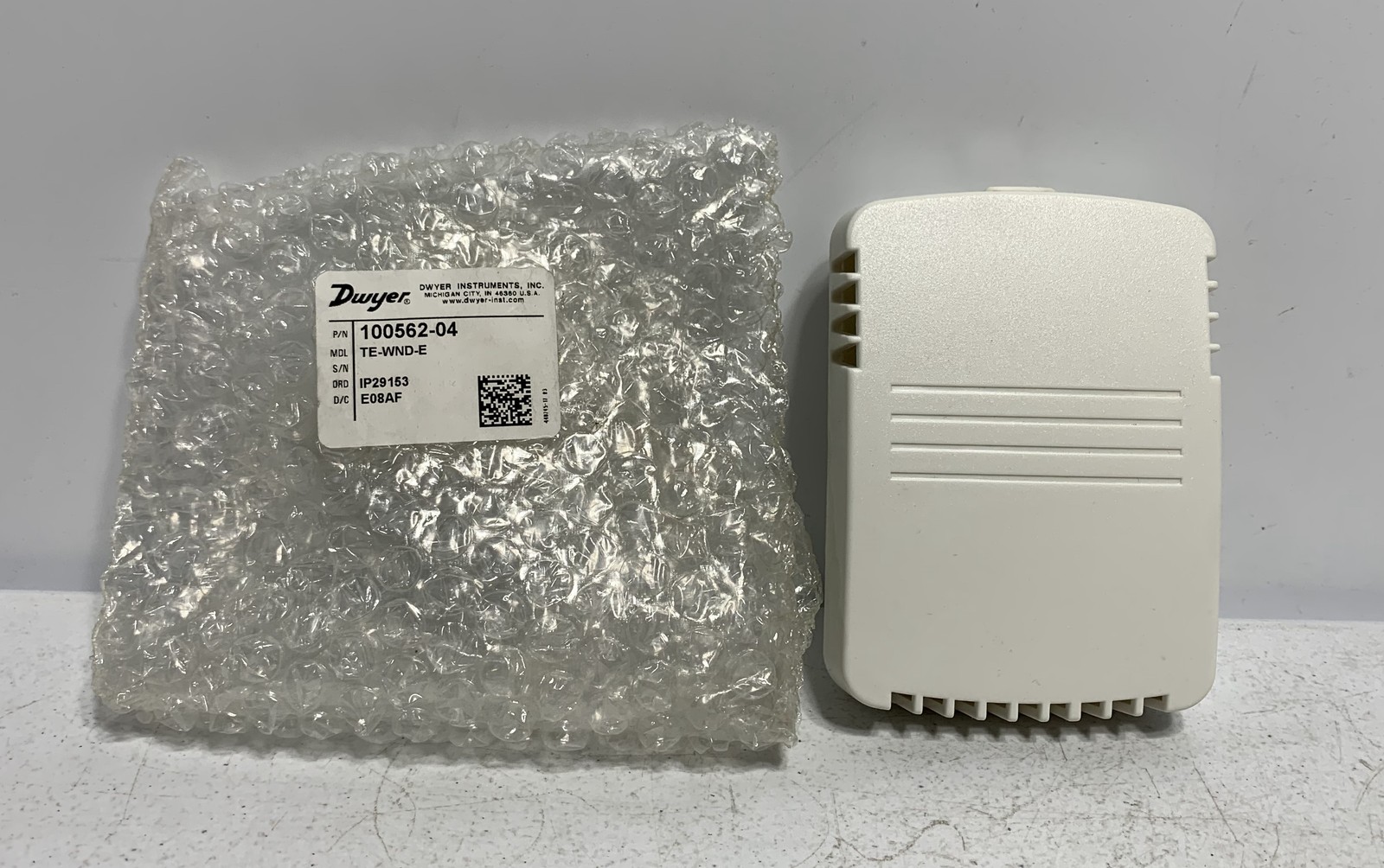 Dwyer 100562-04 Wall Mount Temperature Sensor TE-WND-E