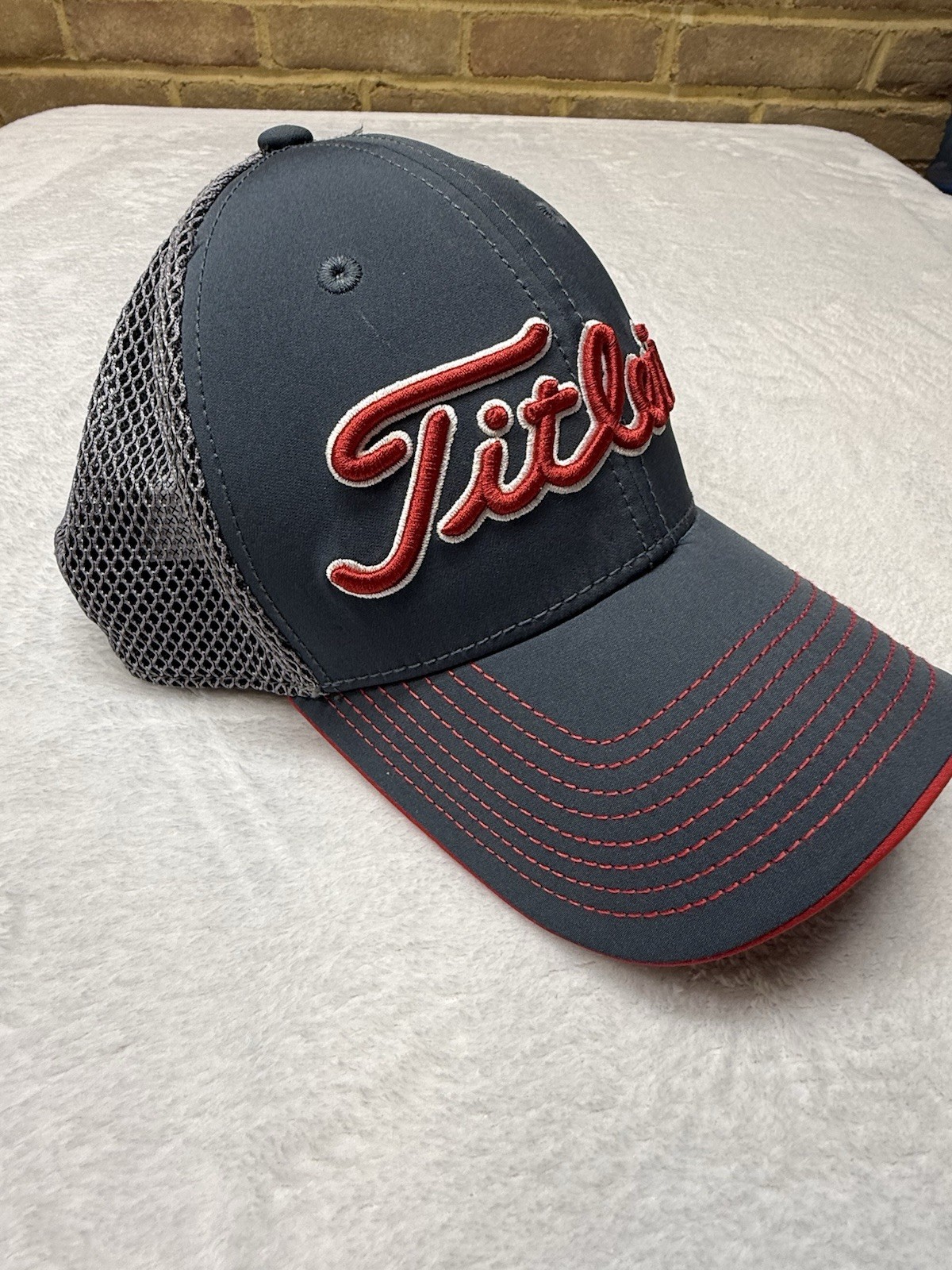 Titleist Adjustable Mesh Golf Hat Gray Mesh Back Gray Red Embroidered Logo