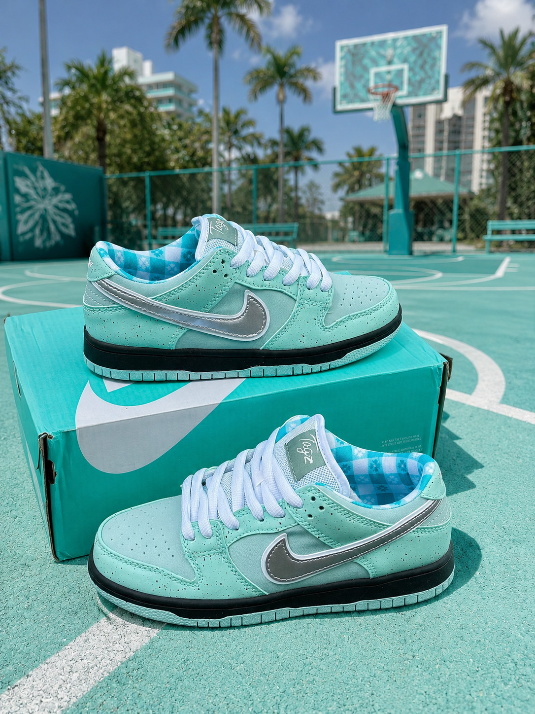 MEN  Dunk SB Low Lobster × BV1310-402 CONCEPTS Size US 7-12