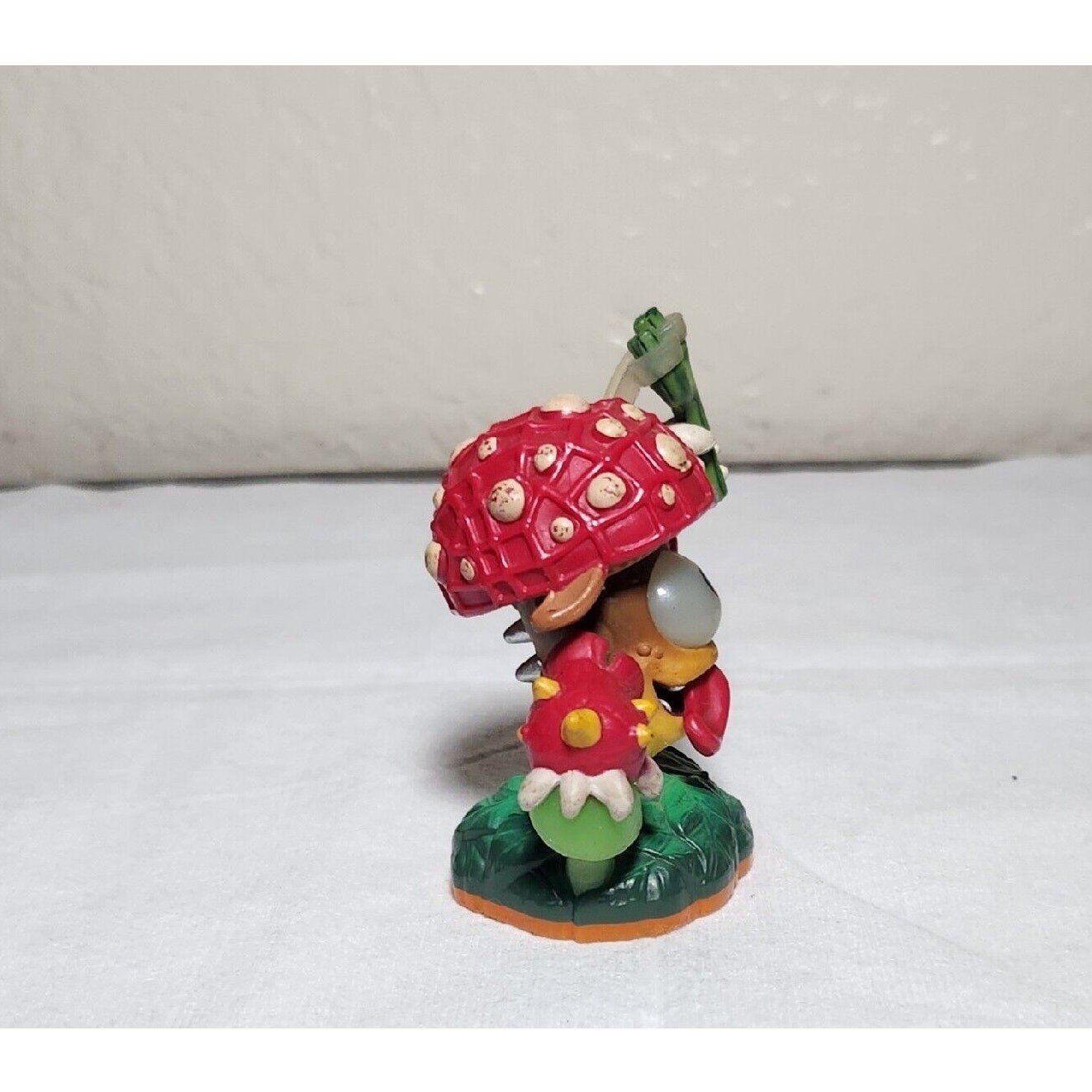 Skylanders Shroomboom Lightcore (2012) Loose Pre-owned