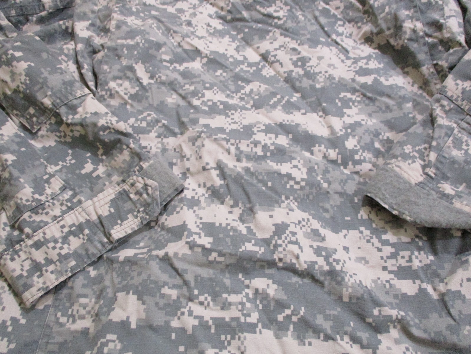 US Army Combat Jacket Mens Size Large
