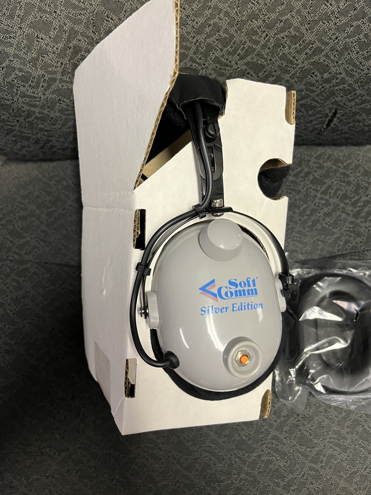 Concept Industries Soft Comm C-60 Silver Edition Aviation Pilot's Headset New