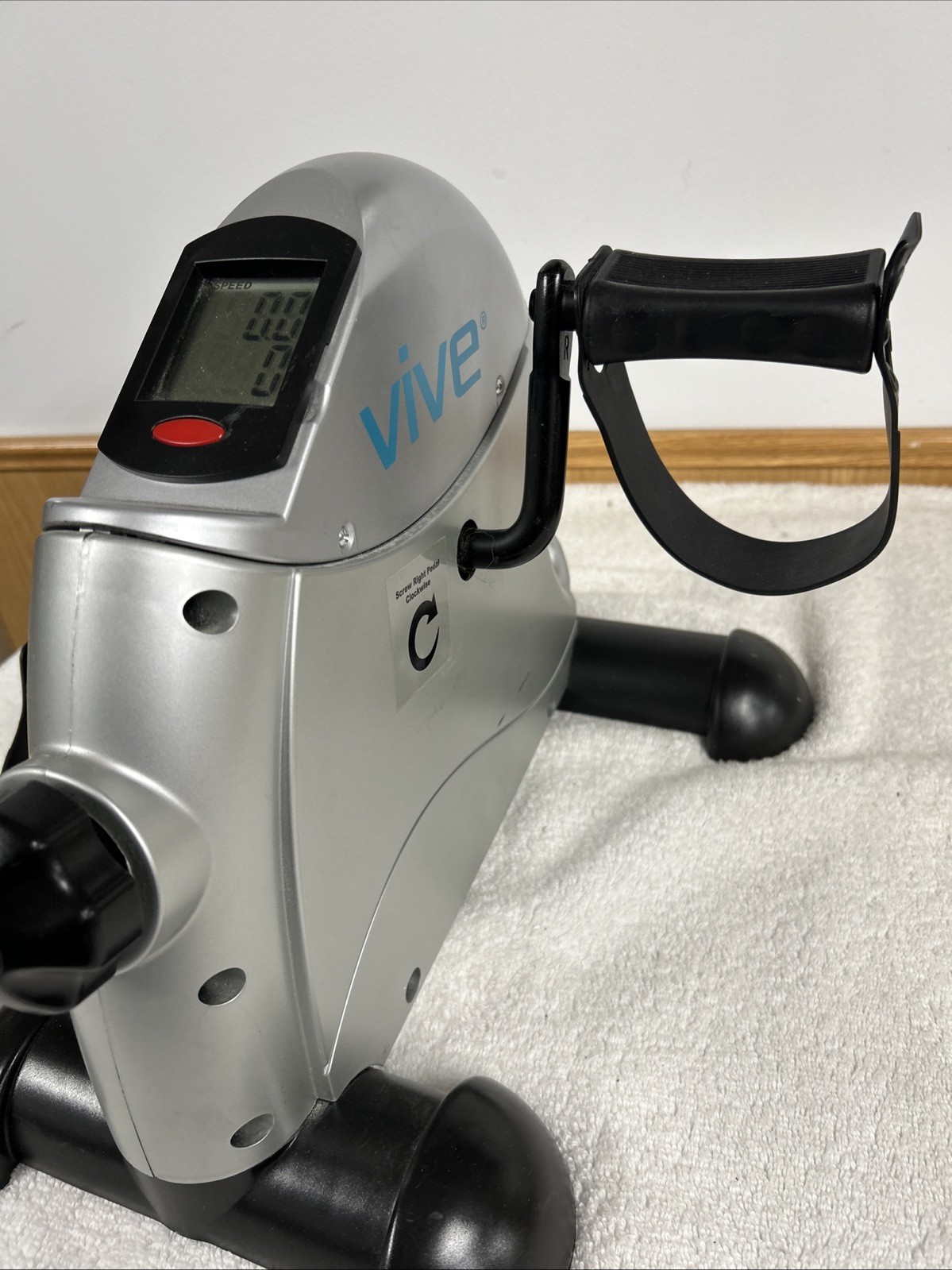 Mini Elliptical Vive Portable Pedal Exerciser EUC Works!