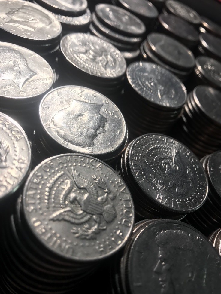 200 Circulated Kennedy Half Dollars ($100 Face Value) Random Dates & Mint Marks