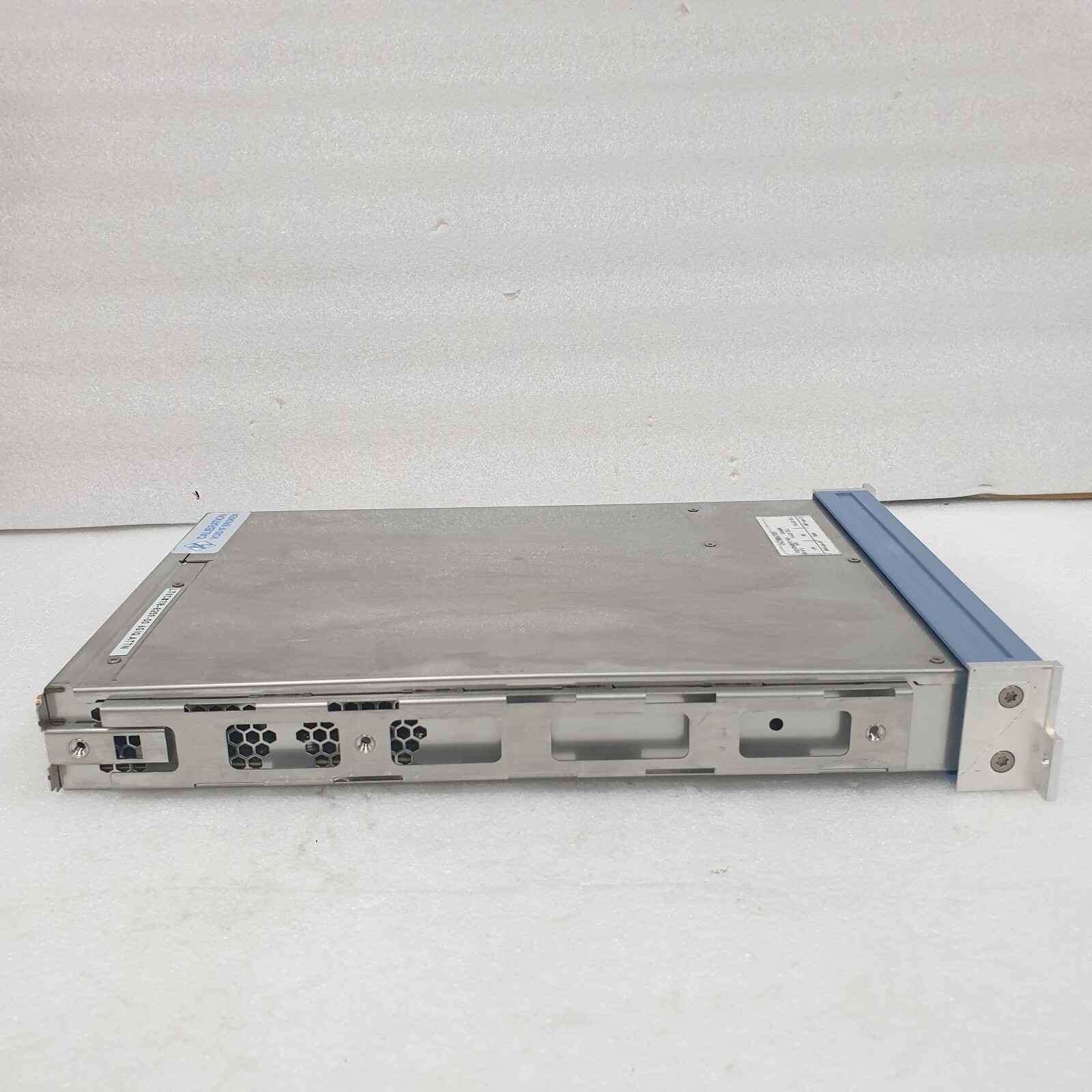 Rohde & Schwarz SGS100A SGMA RF Source