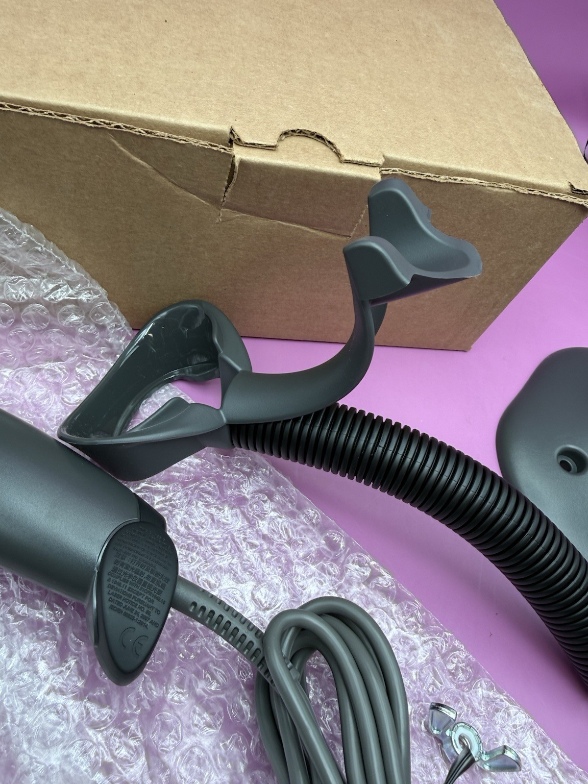 Motorola Zebra Symbol LS2208-SR20007R-UR Barcode Scanner Reader Kit W/ USB Cable