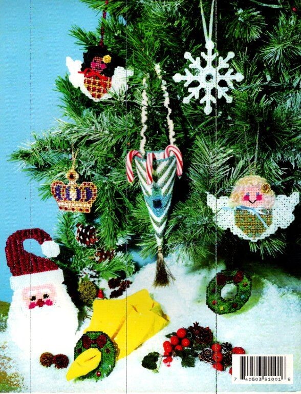 VTG PLASTIC CANVAS CHRISTMAS MAGIC WITH METALLICS 16 SPARKLING PROJECTS