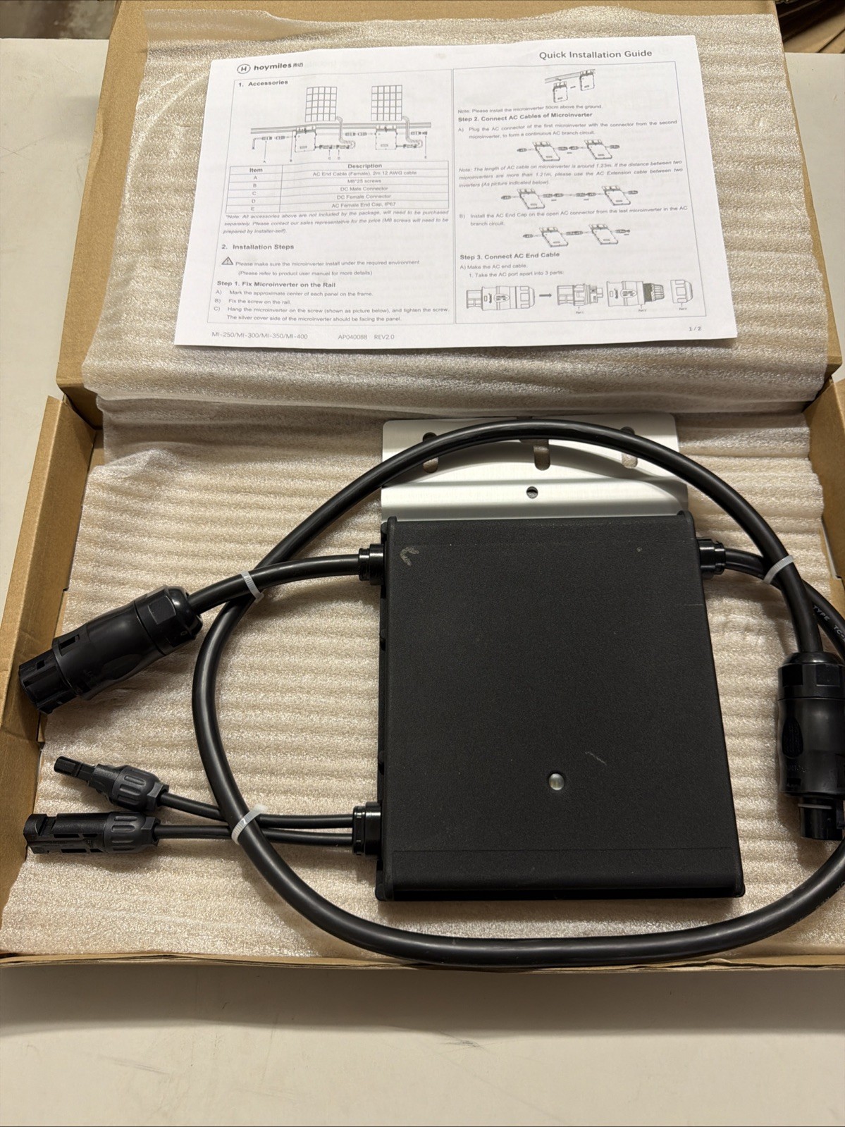 (BRAND NEW IN BOX) HOYMILES MI-300 UTILITY INTERACTIVE INVERTER