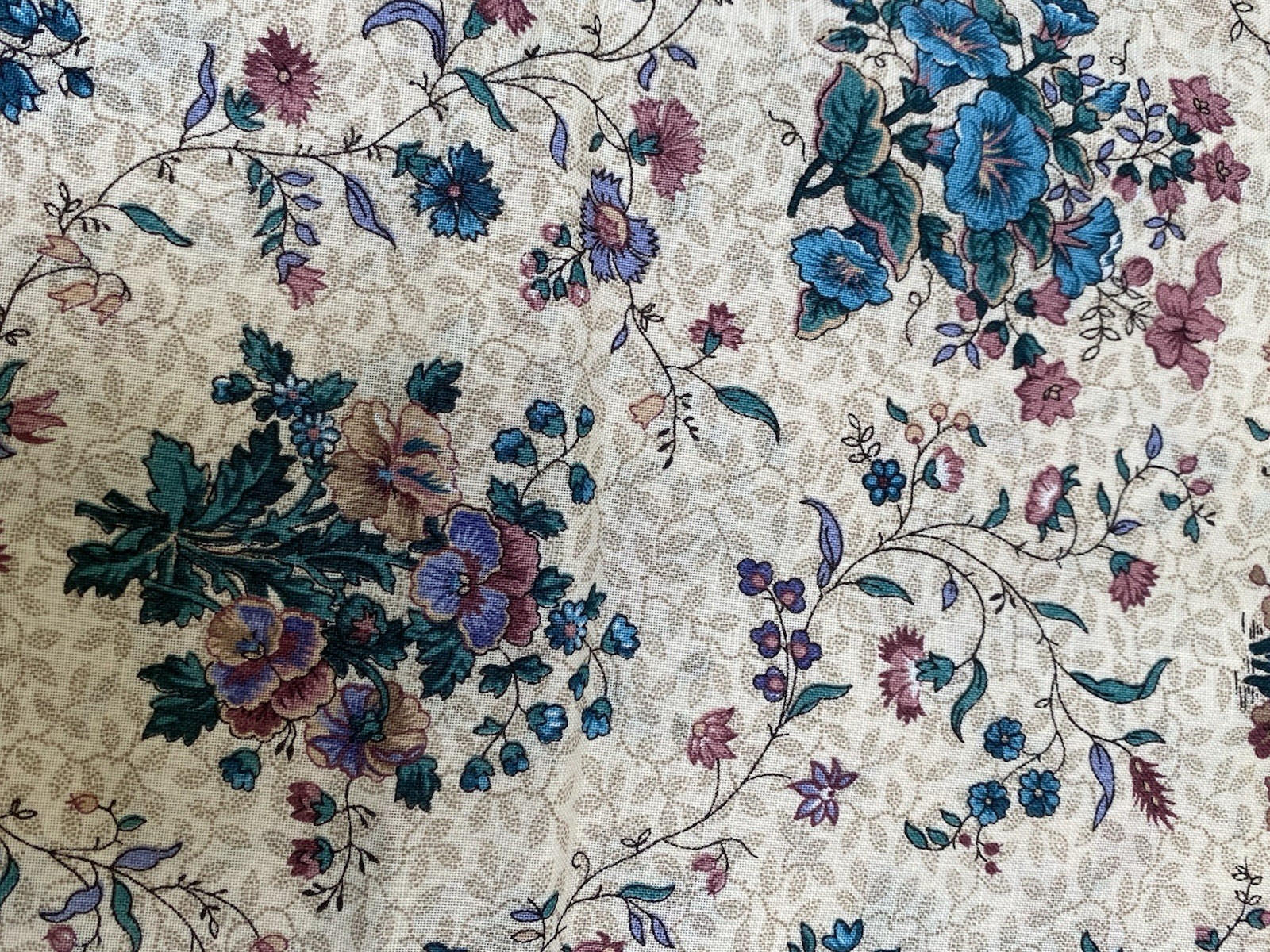 100% Cotton Fabric Rose Purple Blue  1yd 27” X 45” Quilting Crafts
