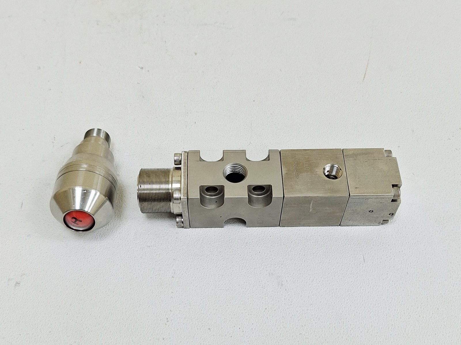 500-280 Pneumatic Directional Valve with Indicator Assembly
