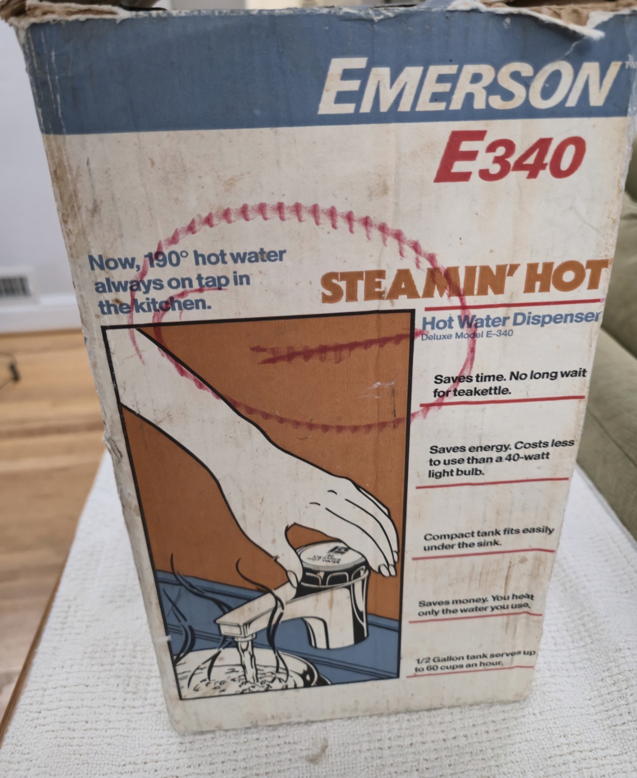 Emerson E340 Steamin' Hot Instant Hot Water Dispenser NEW UNUSED IN OPEN BOX!