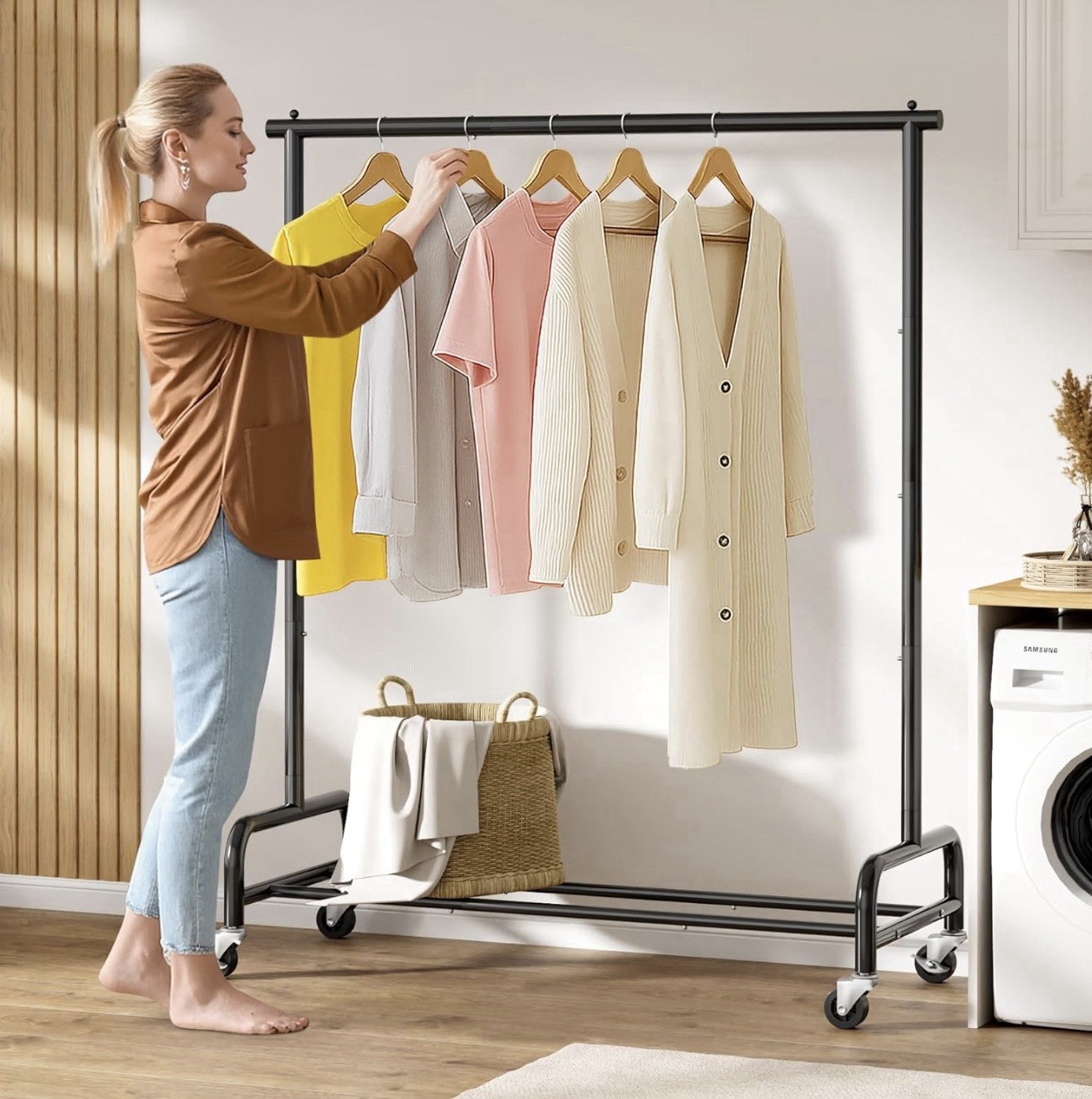 Sleeping Lamb Black Garment Rack