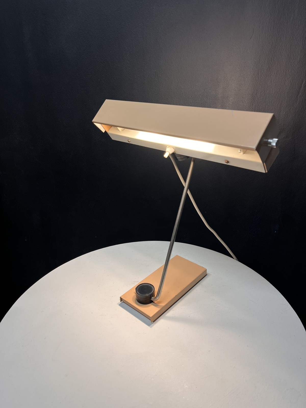 Vintage East-German 60’s VEB Mid-Century Modern Desk / Table Lamp.