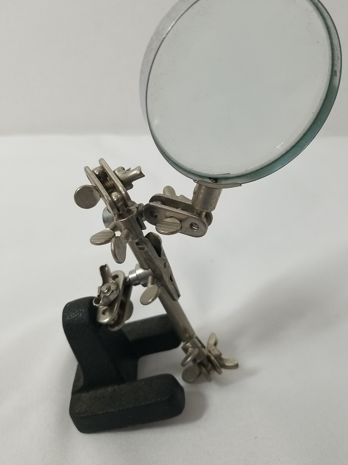 Cen-Tech Multi-Position Magnetic Base w/ Fine Adjustment by Cen-Tech #05645