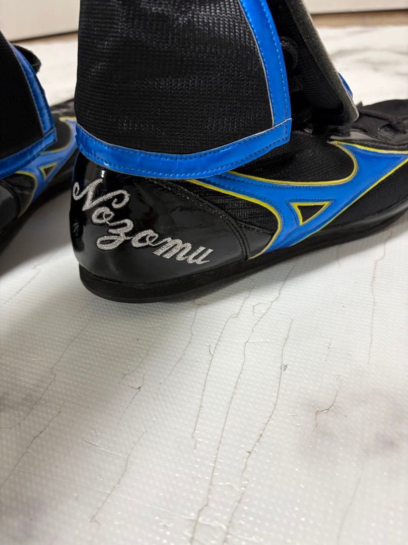 MIZUNO Boxing Shoes EF184 Black Blue Line Gold US7.5 / 25.5cm 21GX184 Used