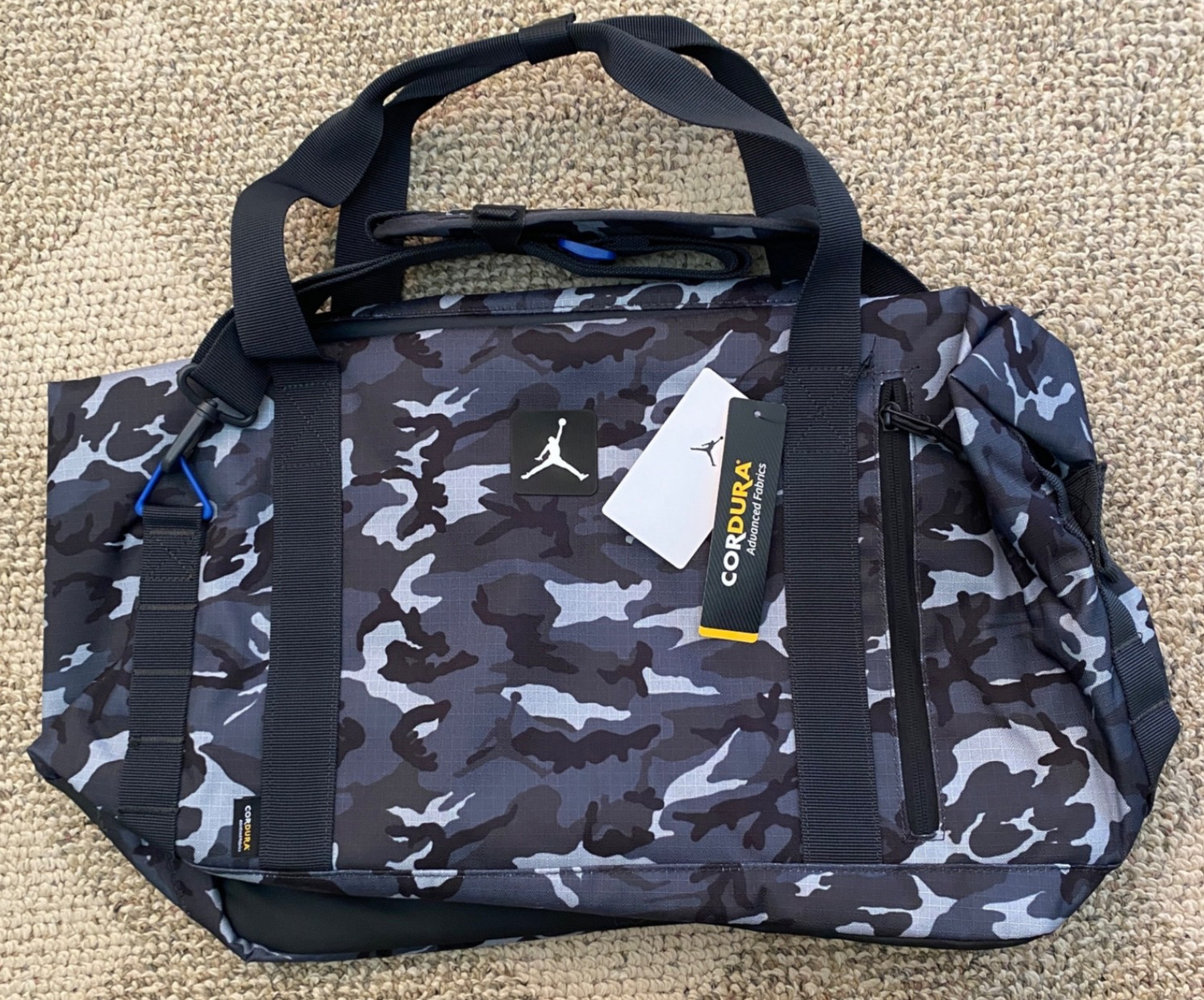 Nike Air Jordan Duffle Gym Bag Travel Tote Cordura Ripstop Camo MA0900-G0T $90