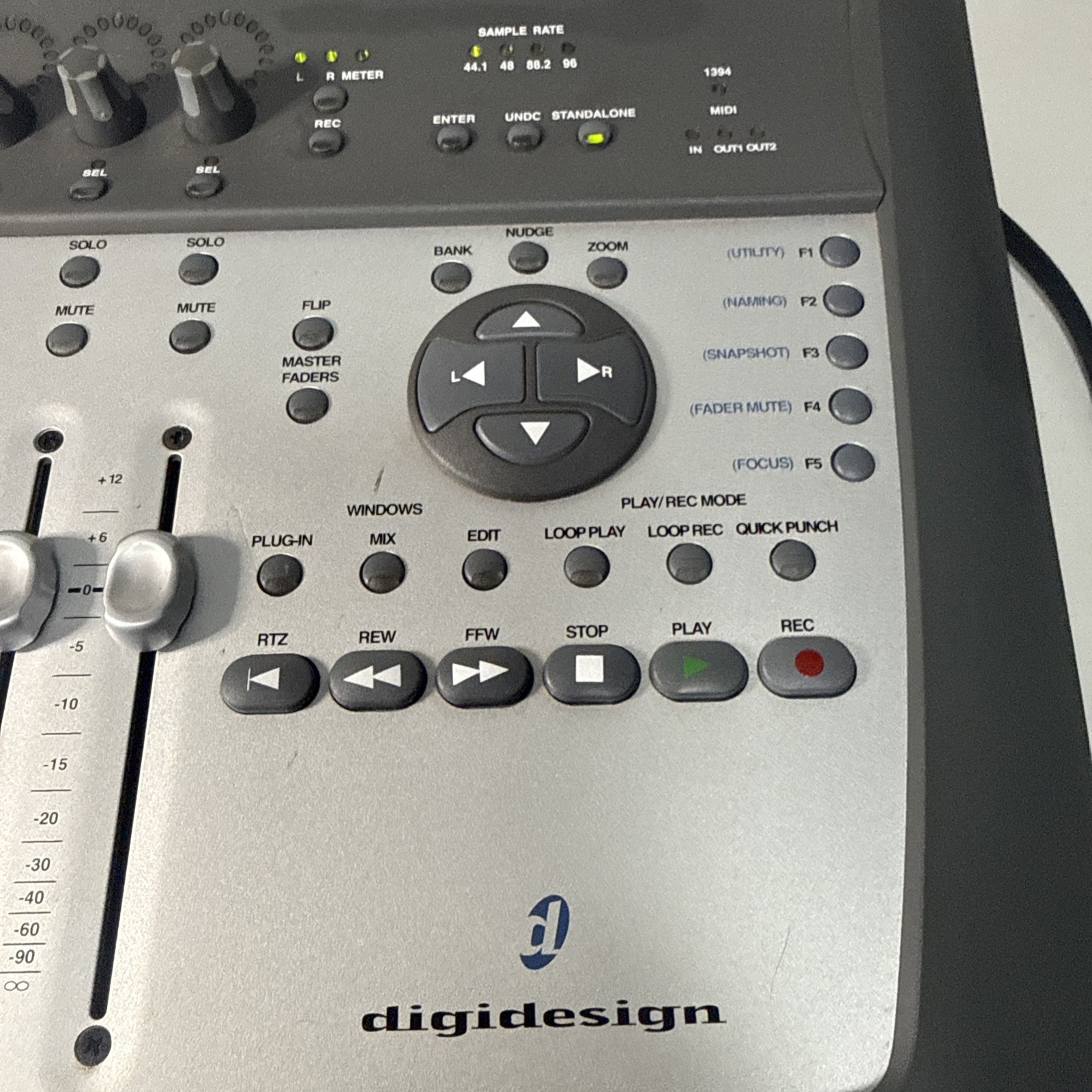 DIGIDESIGN DIGI 002 MX002 FIREWIRE PRO TOOL LE SYS MIXER MIDI AUDIO Tested