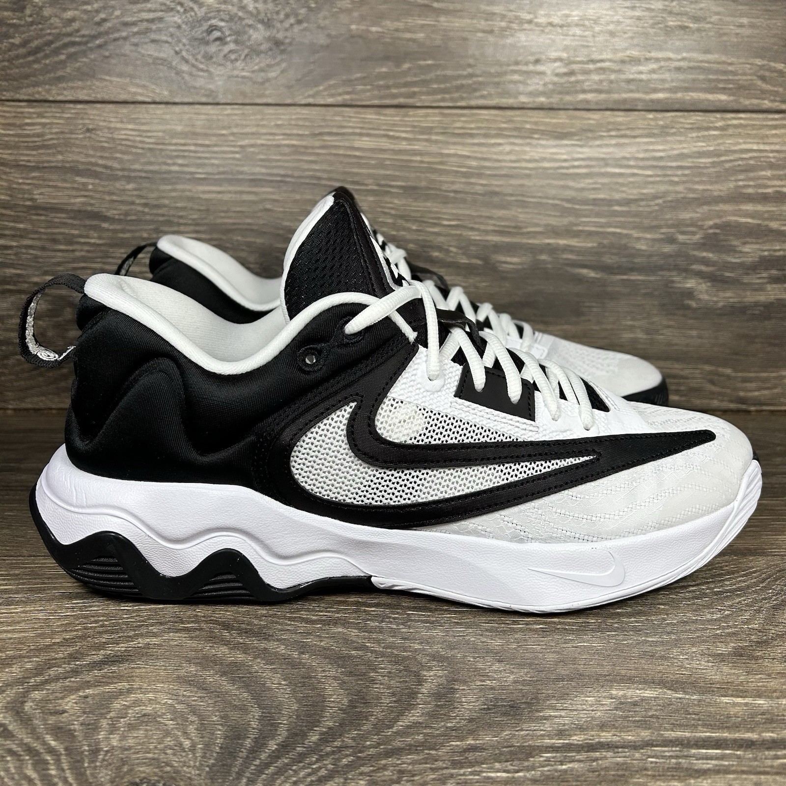 Nike Men's Giannis Immortality 3 Oreo White Black Basketball Shoes Sneakers New