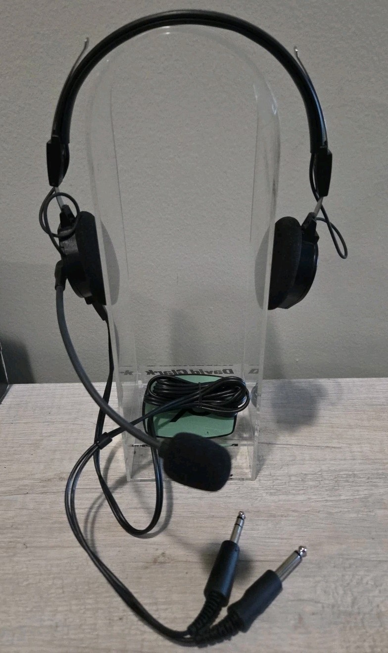 Telex Airman 850 ANR Aviation Headset Dual GA Plug New Ear and Mic Covers