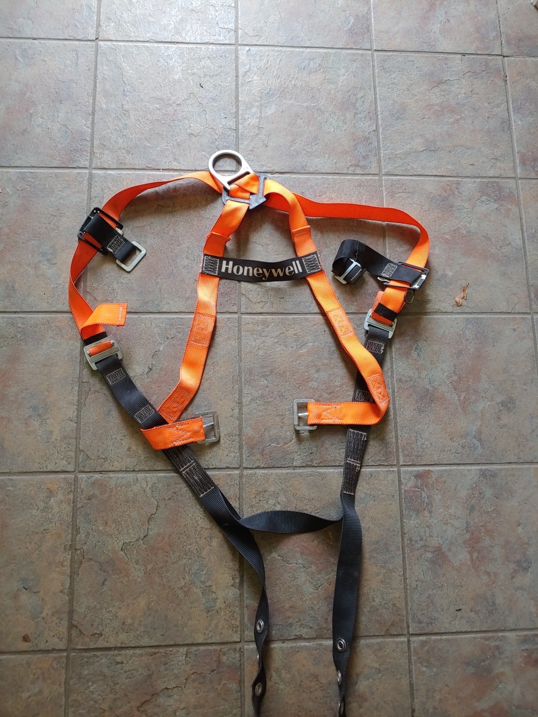 Orange HONEYWELL T4500/UAK Full Body Harness Titan II Large/XL MILLER RT