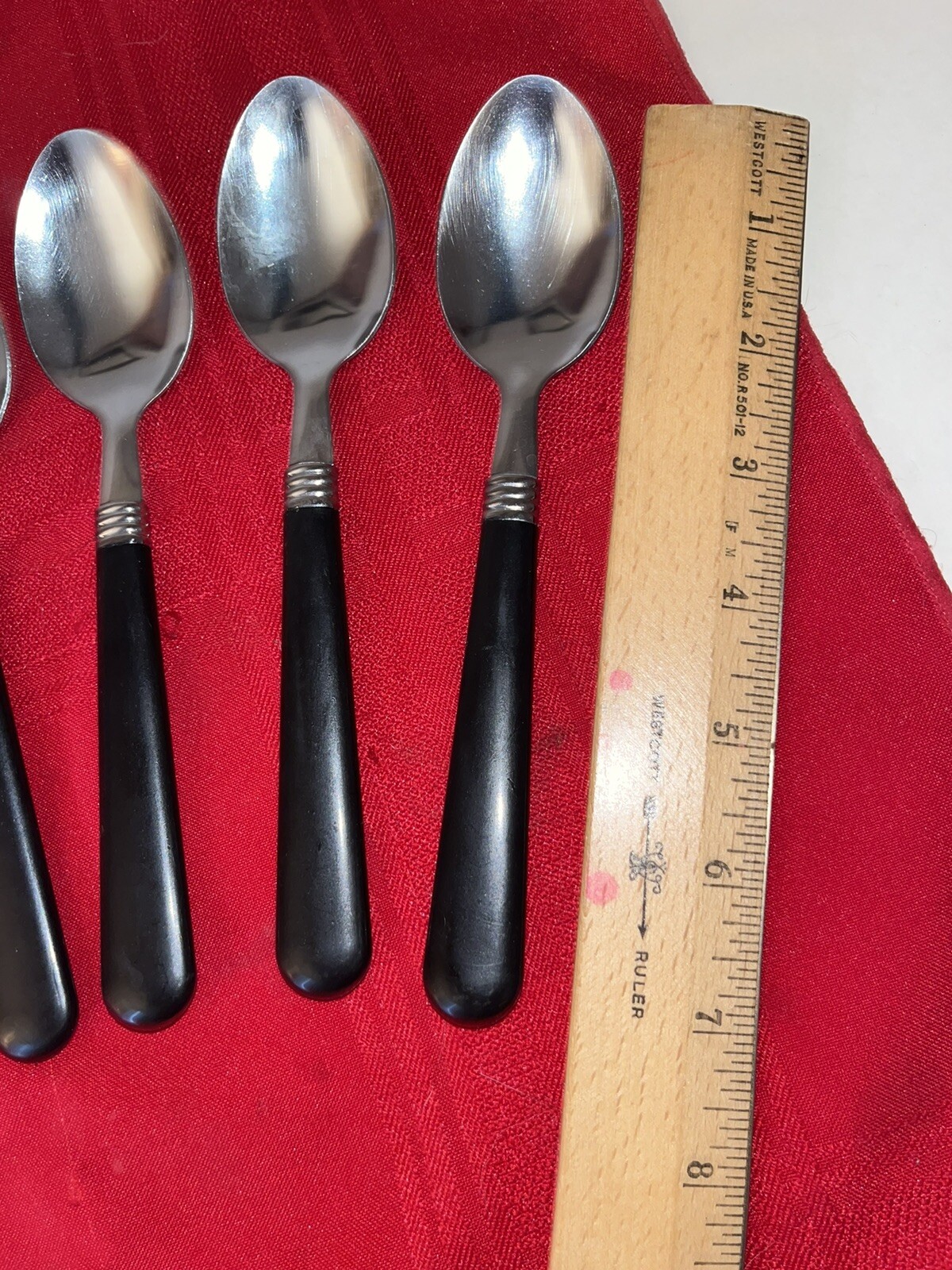 8 PC BLACK PLASTIC HANDLED STAINLESS FLATWARE SET 4 FORKS 4 SPOONS & CHIP CLIP