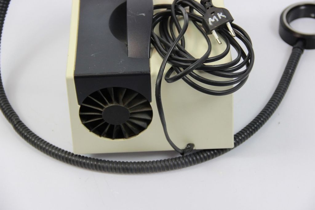 SCHOTT KL 1500 LCD Cold Light Source 150 W With Ring Light Head