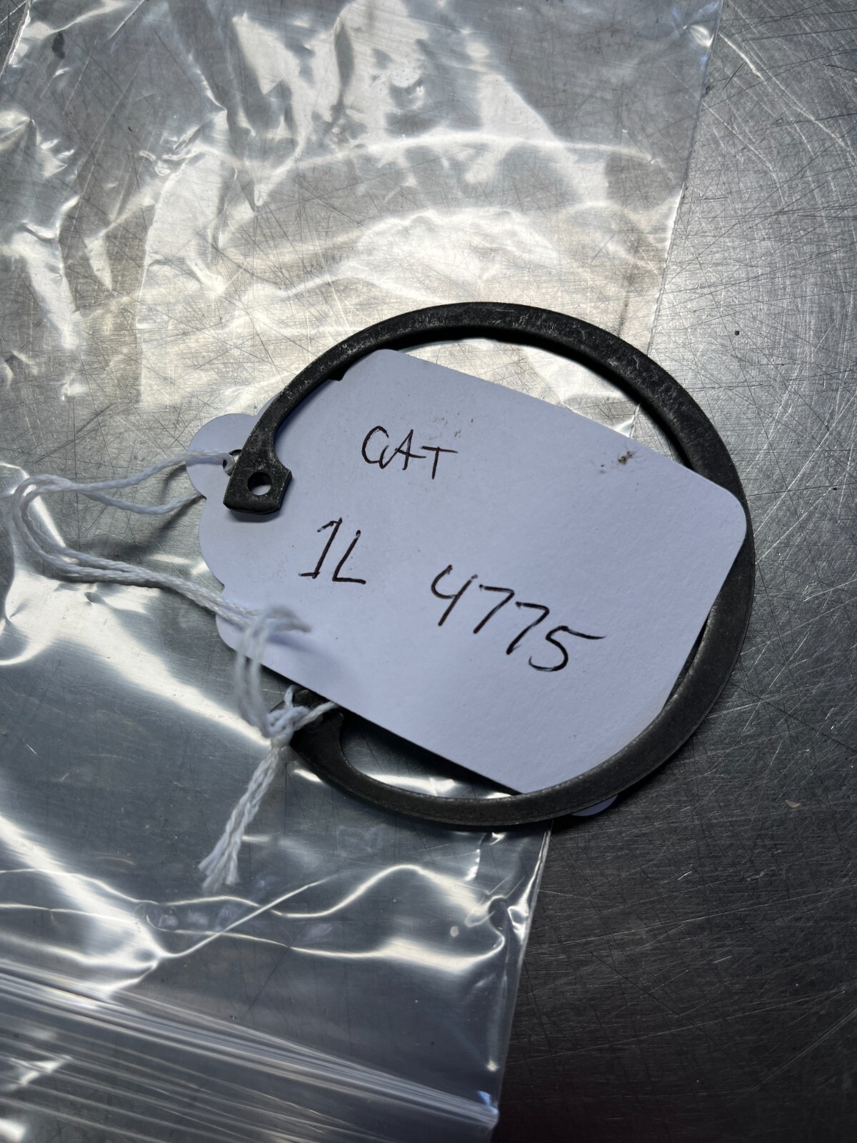 1L-4775  Genuine OEM CAT  SNAP RING   Caterpillar  1L4775