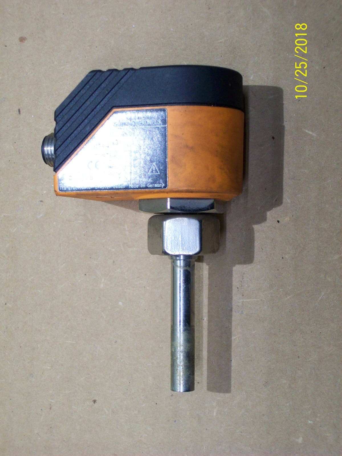 IFM ELECTRONIC FLOW SENSOR , SI1006
