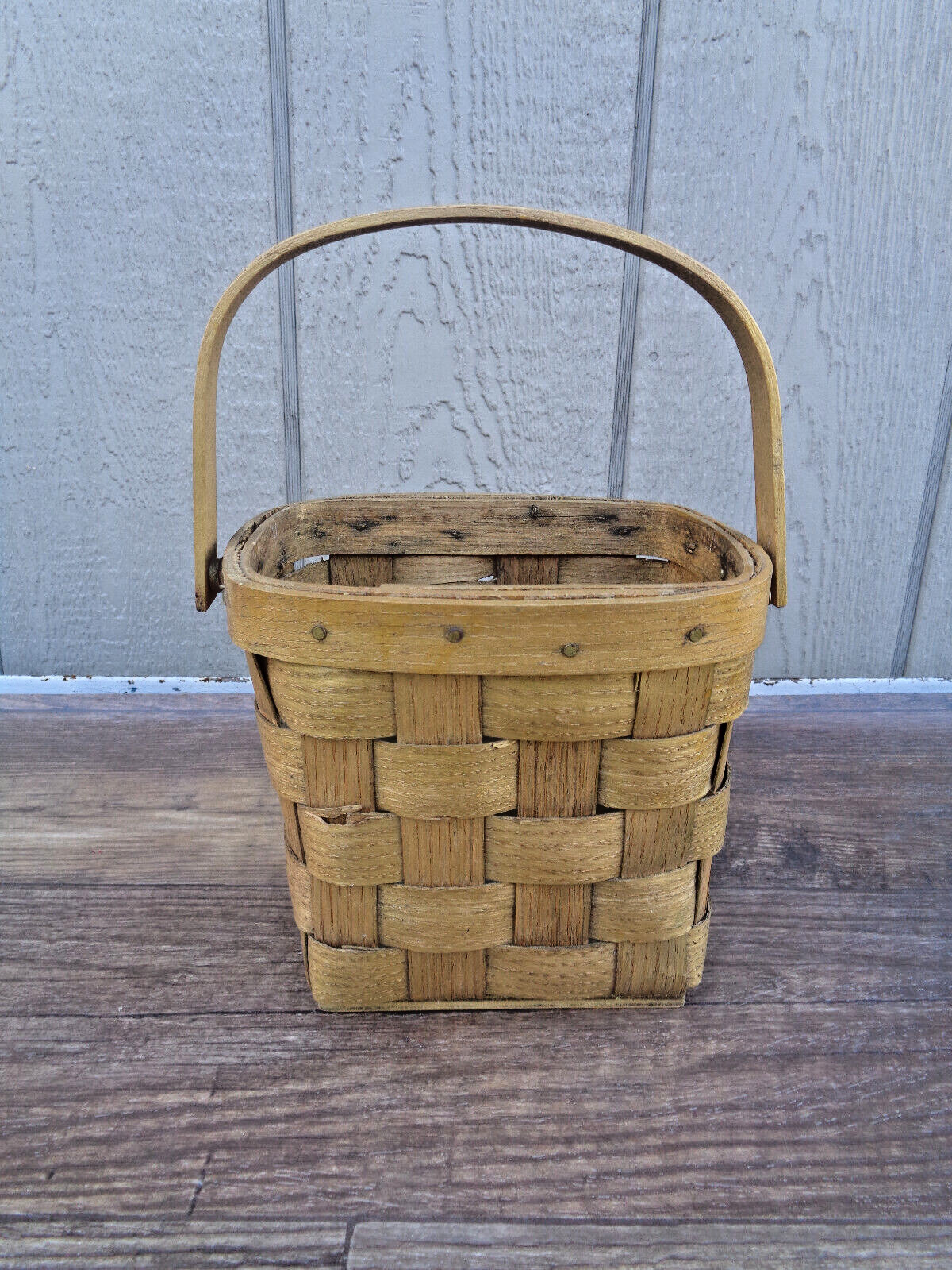 Vintage Small Woven Basket w/ Handle 7" x 5" x 6"