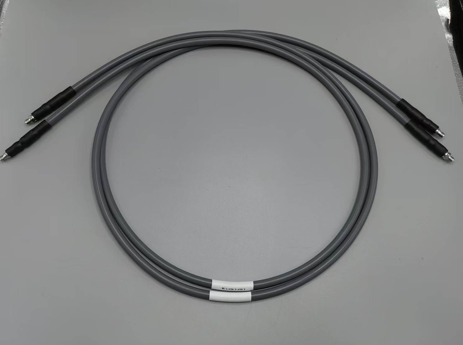 1PC New 40GHz 2.4mm F to 2.92mm M Grey Braided Phase Stable VNA Cable