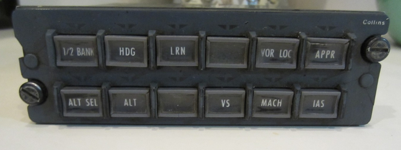 COLLINS FLIGHT GUIDANCE PANEL FGP-80 P/N 622-2313-073 AS REMOVED