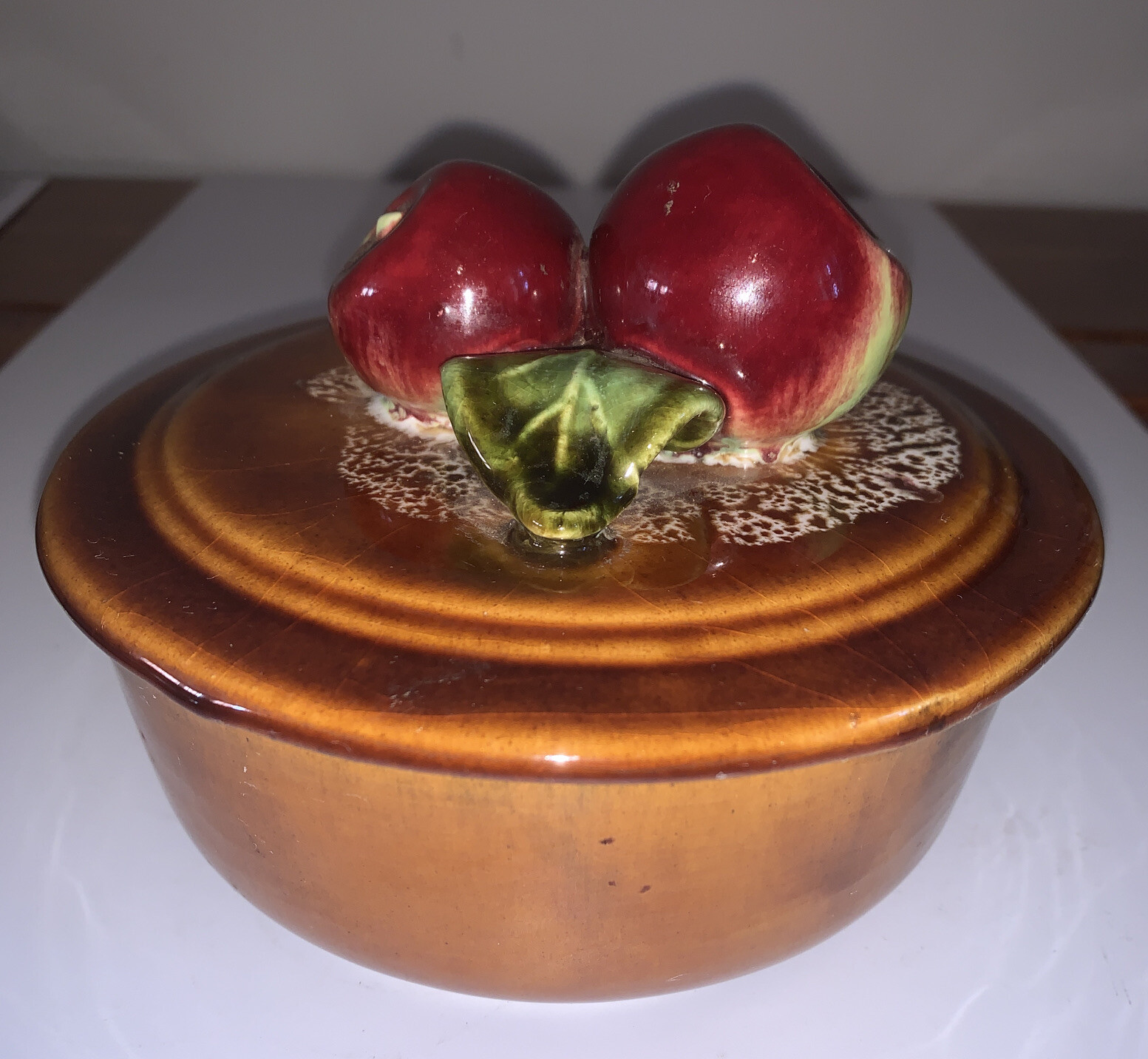 Wade Brown Pottery Dish With Apple Lid