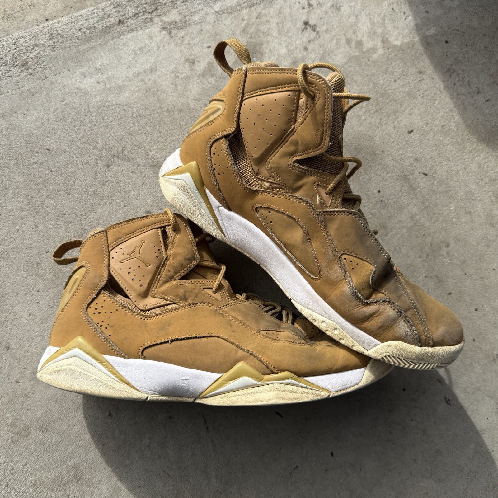 Nike Air Jordan True Flight Golden HarvesT 342964-725 Mens 11.5 *FLAWED