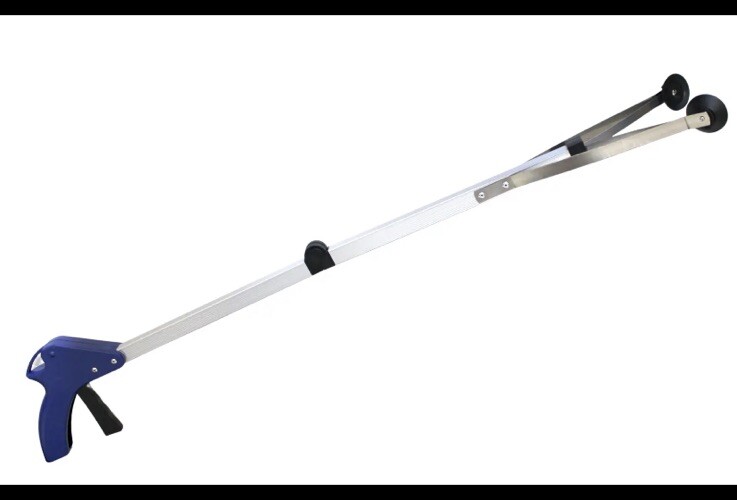 Long Reach Safety Extender Grabber By IdeaWorks In Black And Silver  Lot Of 2.