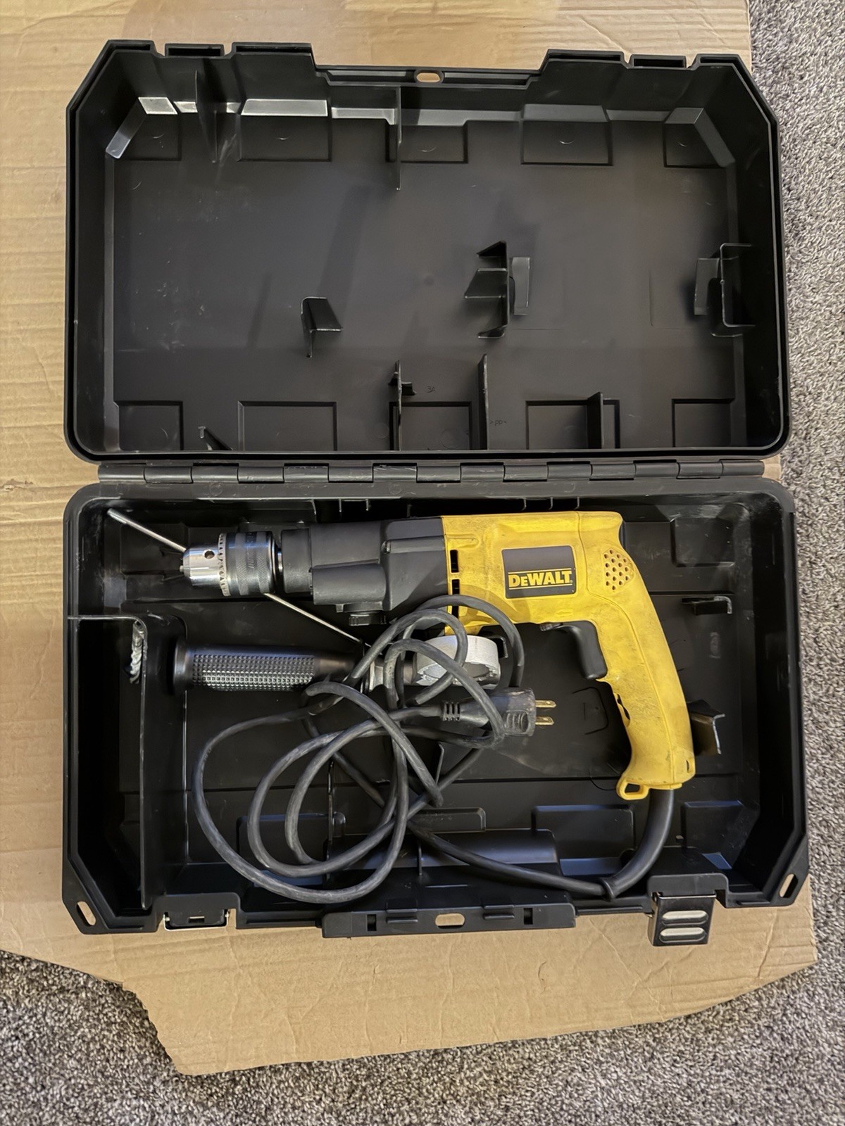 DeWalt DW505 1/2" VSR Hammer Drill. Corded. With Case.