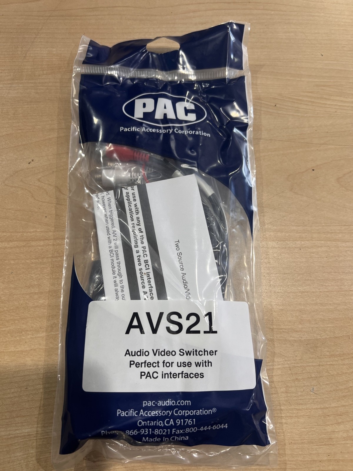 PAC AVS21 Two-Way Audio/Video AV RCA Switcher A/V Car Radio Camera 2 Source 12V