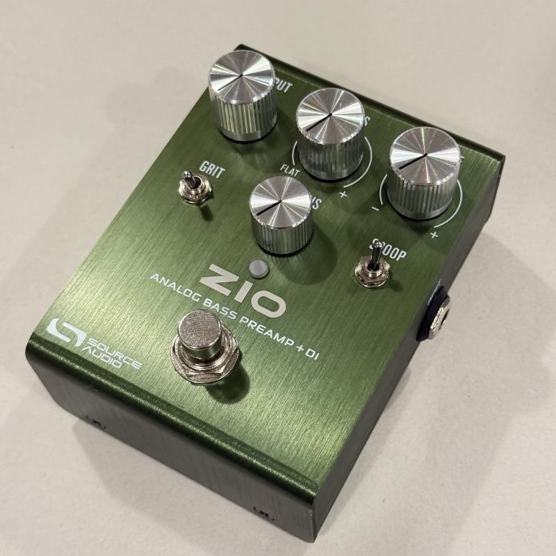 Source Audio SA272 ZIO Bass Preamp DI Analog Circuit Pedal Used