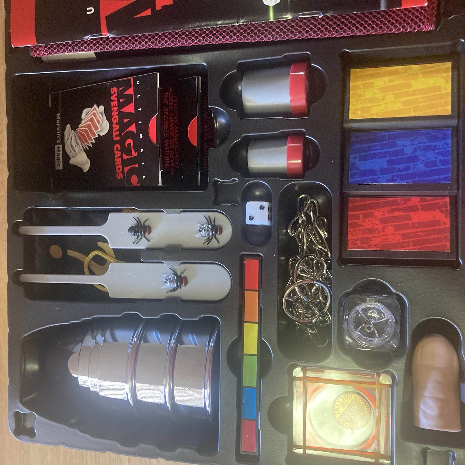 Marvins Ultimate Magic - 400 Tricks & Illusions Magic Set (Marvin's Magic)