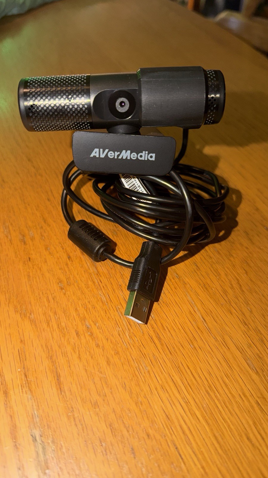 AVerMedia USB 2.0 Clip-On Streamer Computer Laptop Webcam Streaming Camera Black