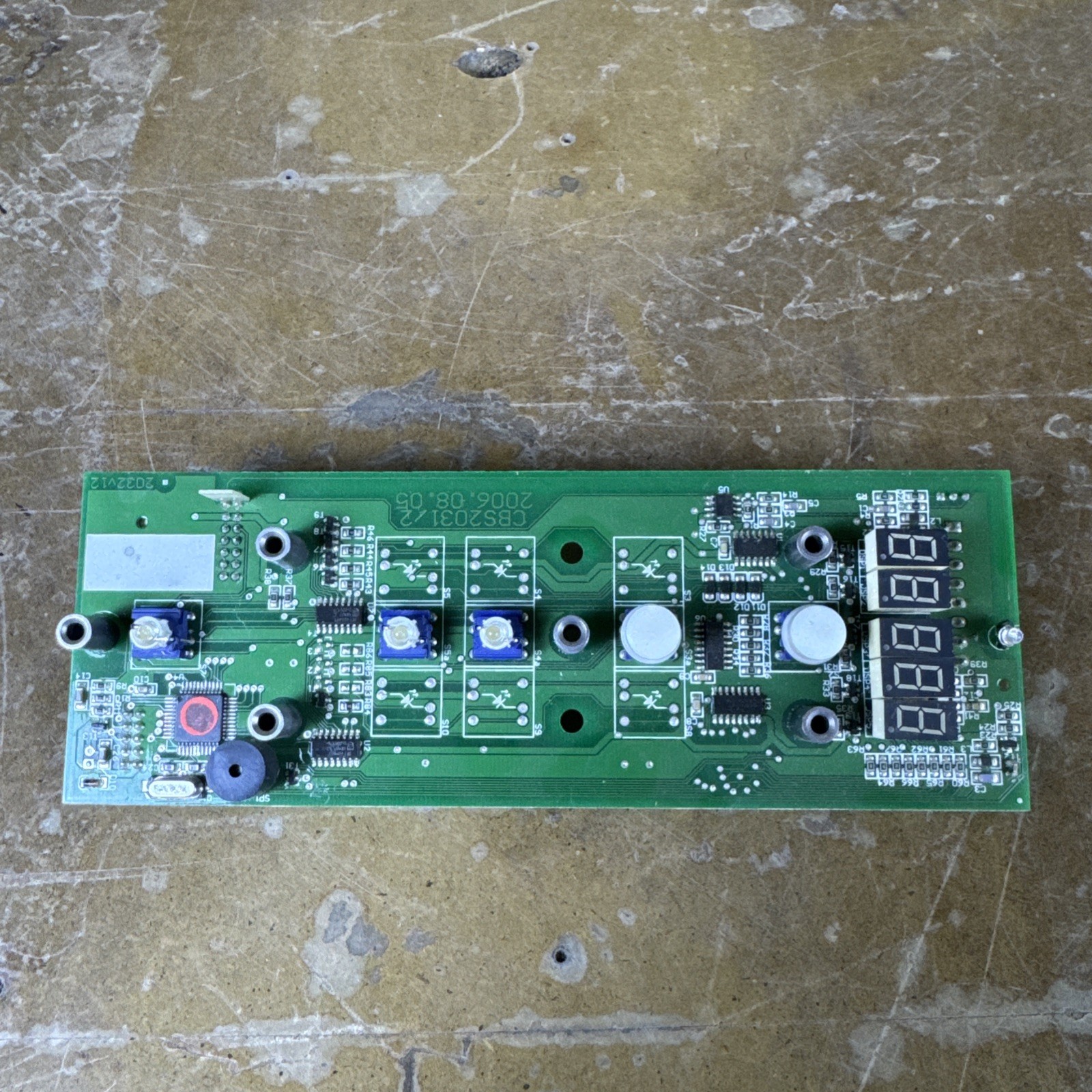 Fetco CBS2031/2 D2P Board Switching Assembly, 8 Keys 2006