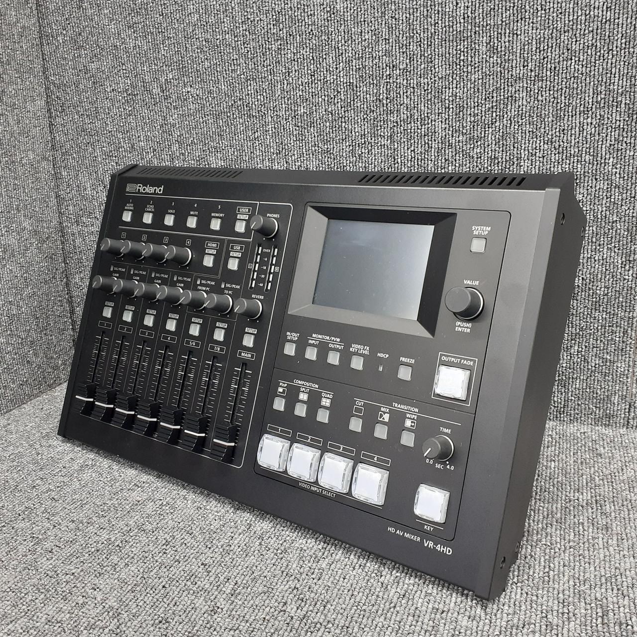 ROLAND All-in-one HD AV Mixer Vr-4hd Used