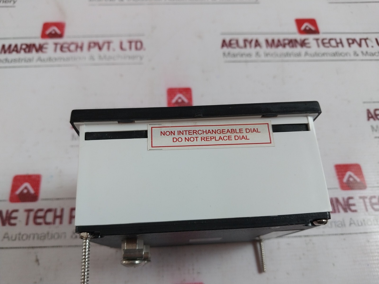 Automatic Electric 0-500V Analog Voltmeter