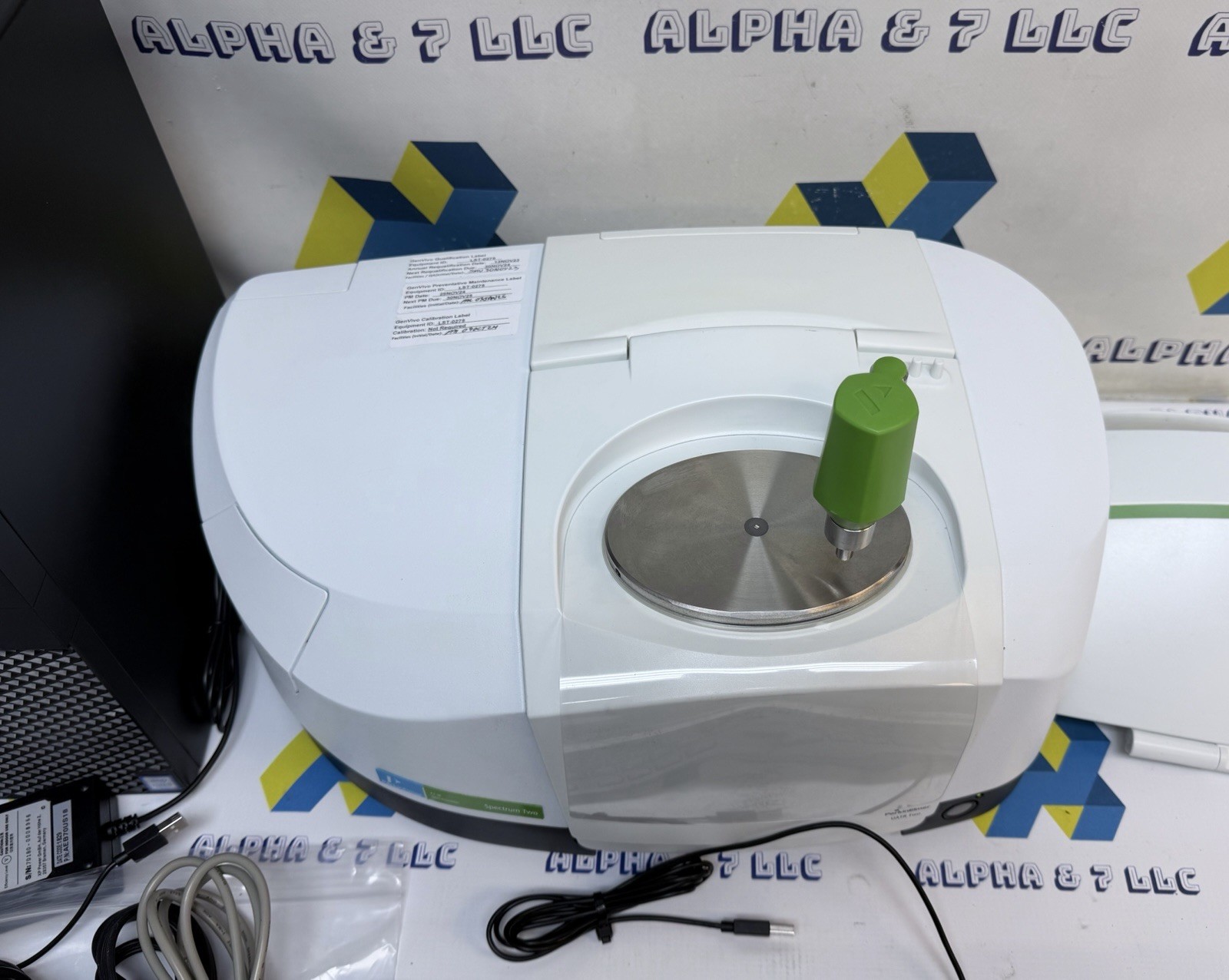 Perkin Elmer Spectrum Two FTIR Spectrometer UATR Two