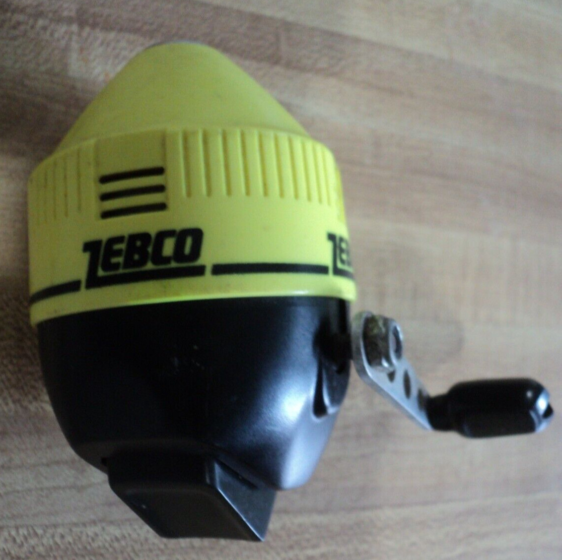 vintage Zebco ZX22 Spincast Fishing Reel - Tested & Working - Yellow