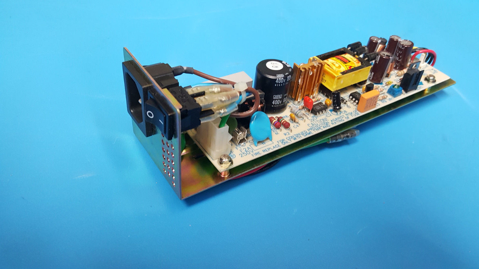 Power Supply, Skynet, CID-7023, INPUT:100-230VAC/1A, OUTPUT: 5-12VDC/1.5A