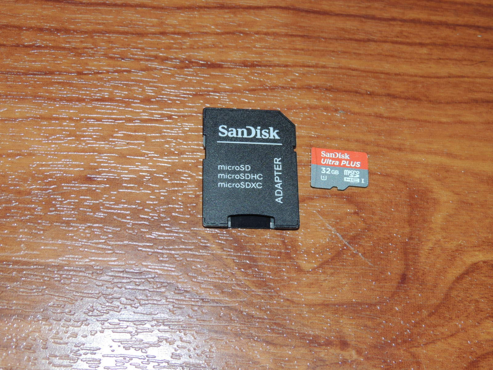 Genuine SanDisk 32GB Ultra PLUS Micro SDHC I Memory Card with Adapter