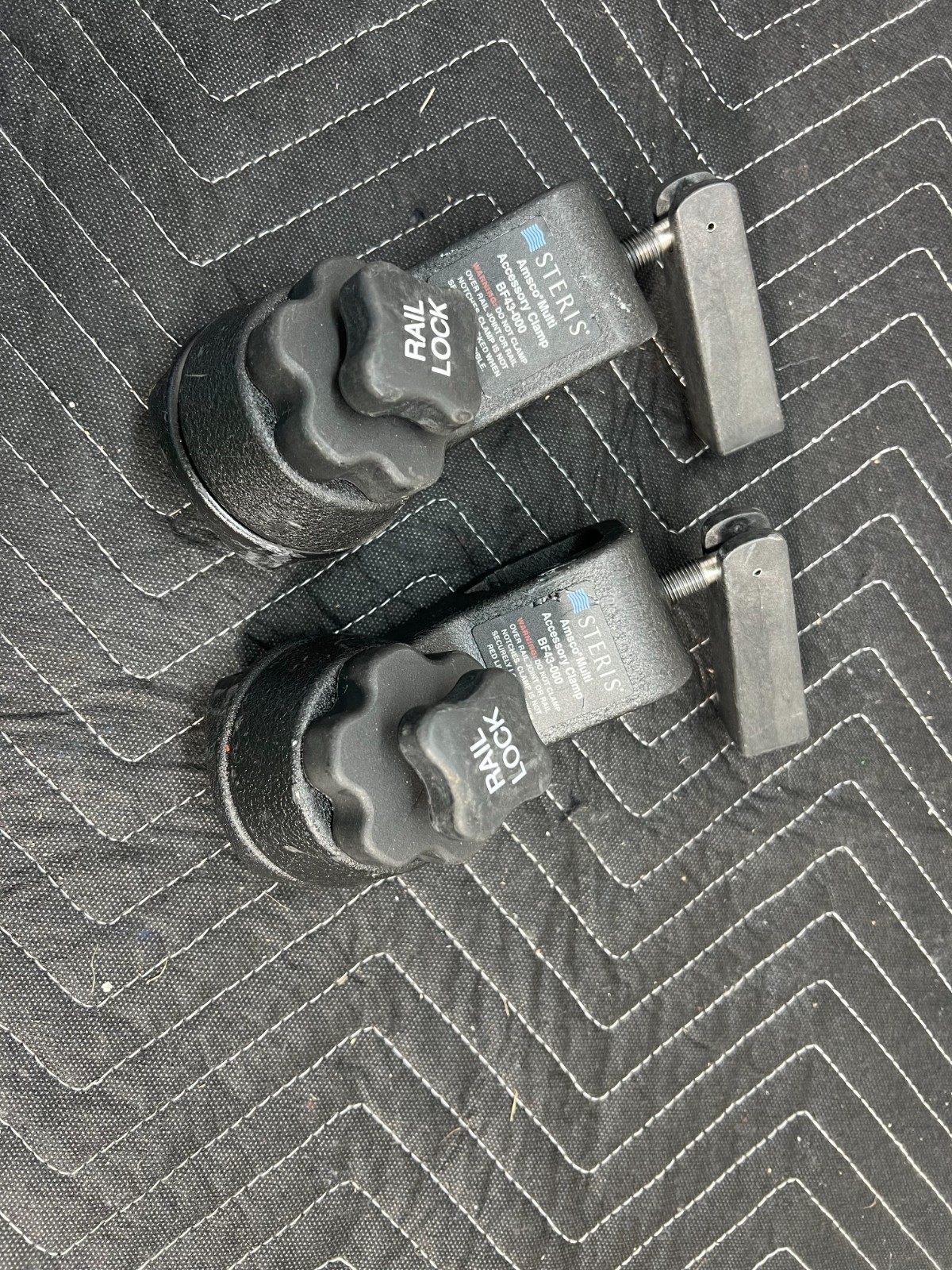 STERIS Multi accessory Clamp Pair
