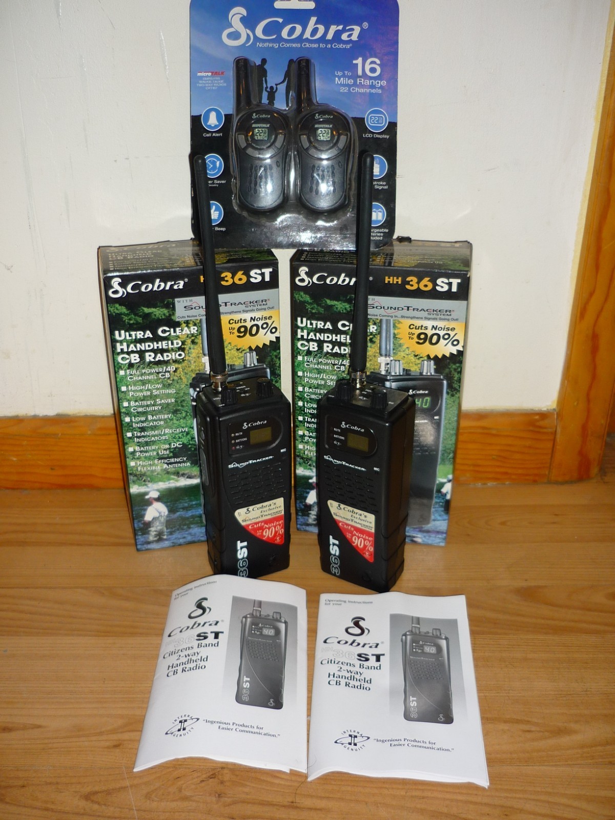 SET OF 2 COBRA HH36ST ULTRA CLEAR HANDHELD 40 CHANNEL CN RADIOS + NEW MICROTALK