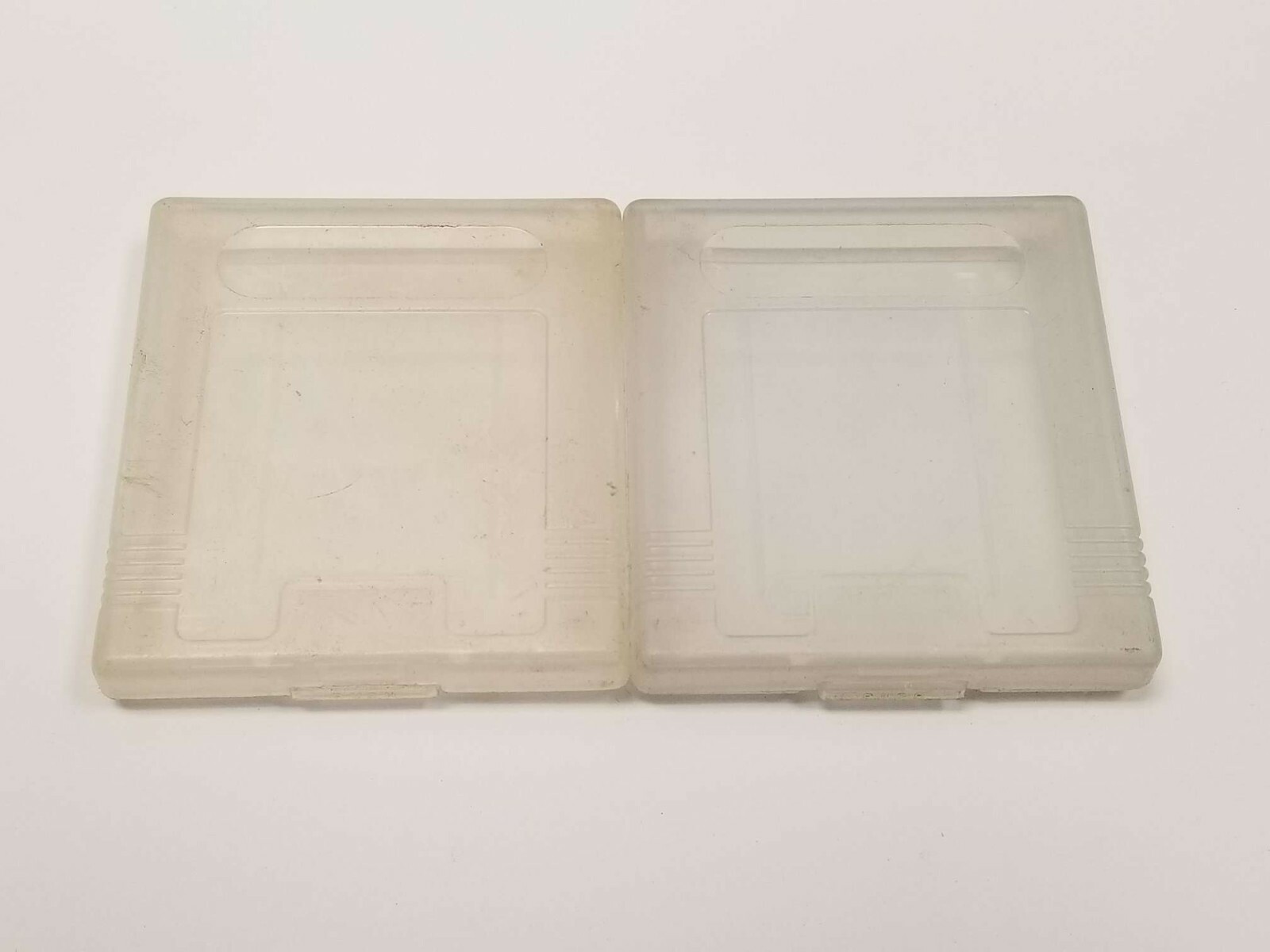 Lot of 2 Genuine Official Nintendo Game Boy Cartridge Case Covers