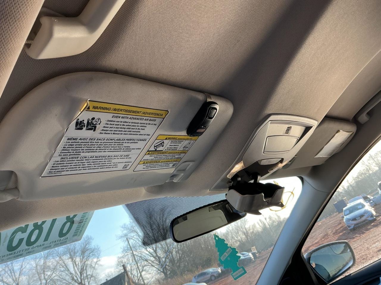 ESCAPE 2017 Glove Box 4950091